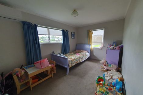 Photo of property in 1/24 Glynnbrooke Street, Te Atatu South, Auckland, 0610