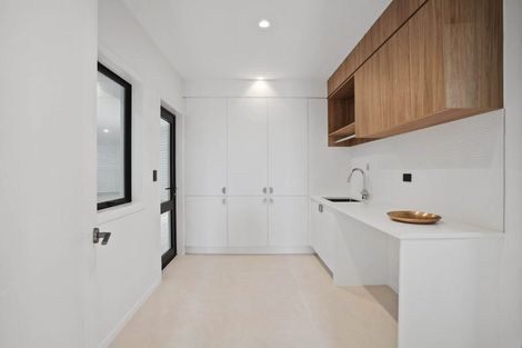 Photo of property in 28a Oliver Twist Avenue, Mellons Bay, Auckland, 2014