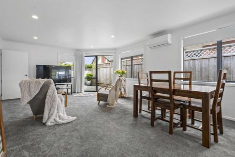 Photo of property in 5 Bronte Place, Leamington, Cambridge, 3432