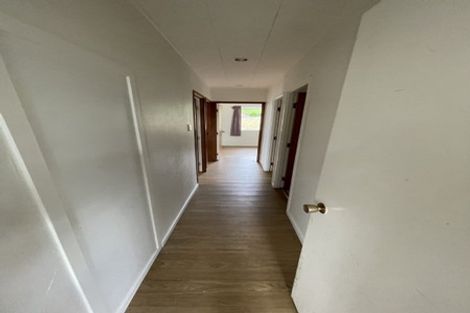 Photo of property in 1 Hewlett Road, Massey, Auckland, 0614