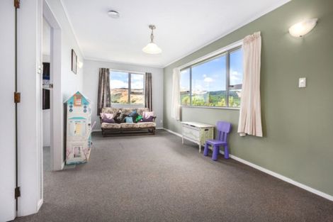 Photo of property in 8 Kotipu Place, Pukerua Bay, 5026