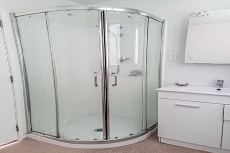 Photo of property in 5 Mcburney Place, Mangere East, Auckland, 2024