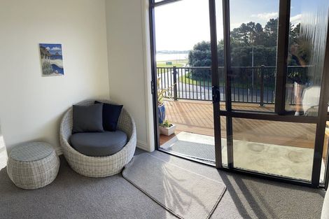 Photo of property in 8 Papakowhai Road, Papakowhai, Porirua, 5024