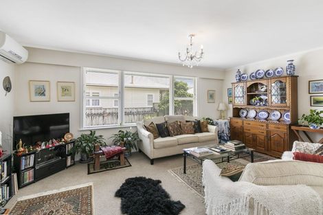 Photo of property in 2/135 Epuni Street, Epuni, Lower Hutt, 5011