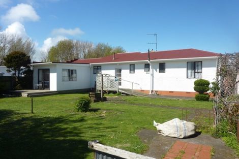 Photo of property in 13 Caplen Street, Hawera, 4610