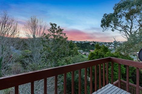 Photo of property in 41 Lingham Crescent, Torbay, Auckland, 0630