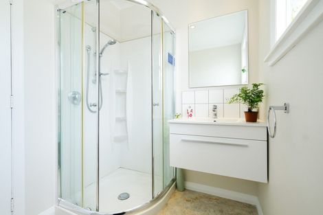 Photo of property in 714 Grove Road, Mayfair, Hastings, 4122