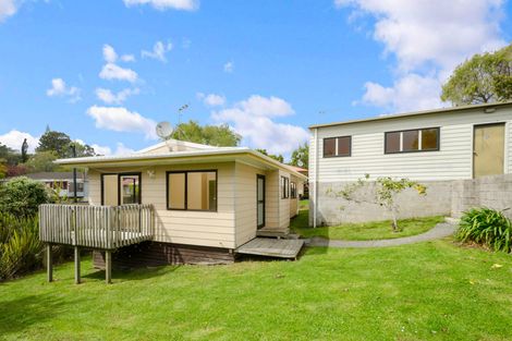Photo of property in 19a Pisces Road, Glen Eden, Auckland, 0602