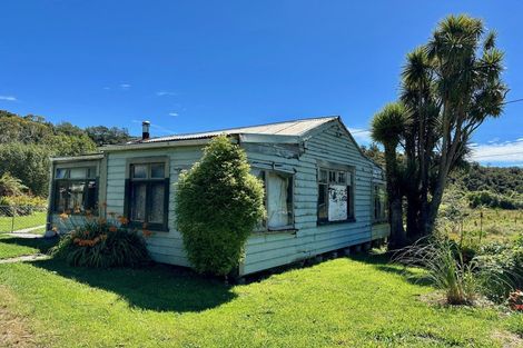 Photo of property in 12 Con Street, Seddonville, Westport, 7891