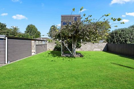 Photo of property in 15 Rutherford Street, Chedworth, Hamilton, 3210