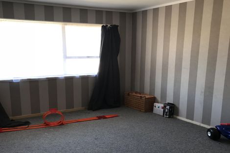 Photo of property in 26 Elmwood Crescent, Pukete, Hamilton, 3200