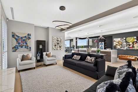 Photo of property in 29 Cecil Road, Milford, Auckland, 0620