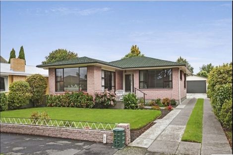 Photo of property in 6 Lochee Road, Upper Riccarton, Christchurch, 8041