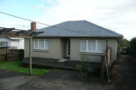 Photo of property in 1/83 Hutchinson Avenue, New Lynn, Auckland, 0600