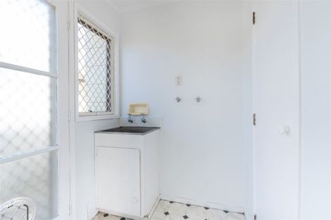 Photo of property in 1/159 Te Atatu Road, Te Atatu South, Auckland, 0610