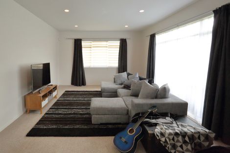 Photo of property in 9 Wawatai Drive, Karaka, Papakura, 2113