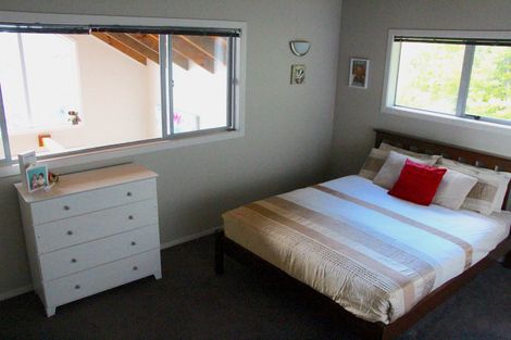 Photo of property in 33 Ward Drive, Opua, 0200