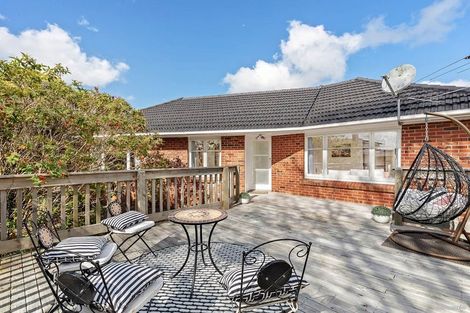 Photo of property in 51 Ramillies Place, Glenfield, Auckland, 0629