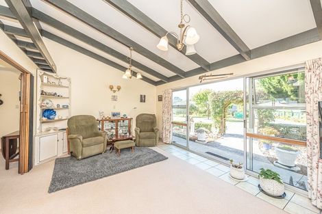 Photo of property in 172 Heads Road, Gonville, Whanganui, 4501