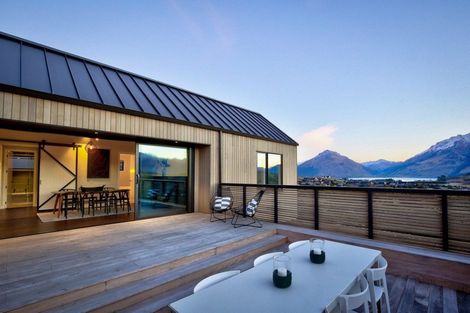 Photo of property in 4 Mckellar Drive, Jacks Point, Queenstown, 9371