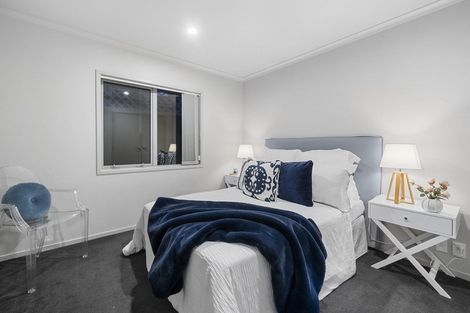 Photo of property in 5 Cresswell Place, Johnsonville, Wellington, 6037