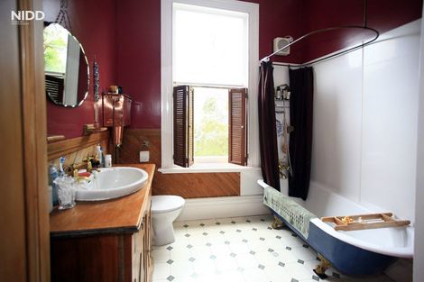 Photo of property in Hawthorn House, 16 Hawthorn Avenue, Mornington, Dunedin, 9011