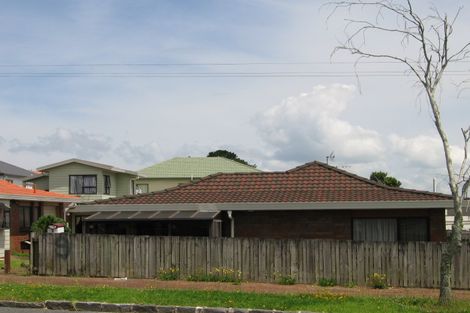 Photo of property in 1/9 New Windsor Road, Avondale, Auckland, 0600