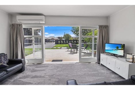Photo of property in 1/65 Middlepark Road, Sockburn, Christchurch, 8042