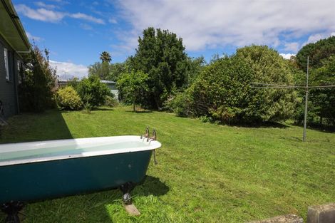 Photo of property in 70 Thames Road, Paeroa, 3600