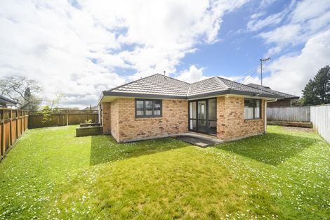 Photo of property in 9 Alpine Grove, Kelvin Grove, Palmerston North, 4414