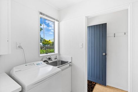 Photo of property in 1 Strathmore Avenue, Levin, 5510