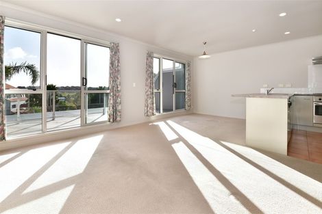 Photo of property in Santa Rosa, 11/340 Gulf Harbour Drive, Gulf Harbour, Whangaparaoa, 0930