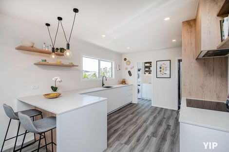 Photo of property in 43 Carluke Street, Paparangi, Wellington, 6037