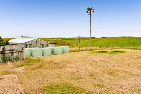 Photo of property in 15 Gilbert Street, Kakaramea, Patea, 4598