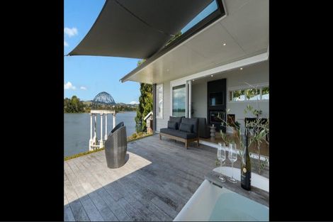 Photo of property in 1 Fourteenth Avenue, Tauranga South, Tauranga, 3112