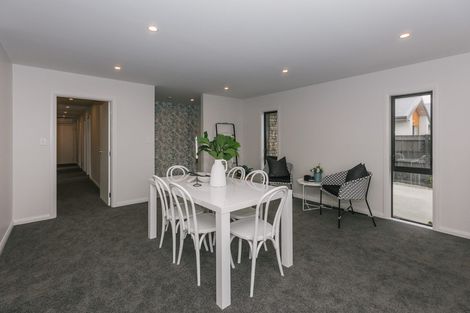 Photo of property in 32 Atlantic Drive, Fitzherbert, Palmerston North, 4410
