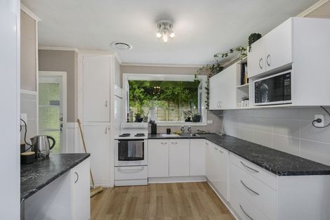 Photo of property in 20 Sunny Grove, Wainuiomata, Lower Hutt, 5014