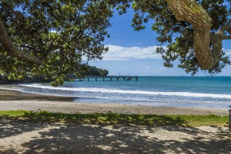 Photo of property in 5 Churchill Road, Murrays Bay, Auckland, 0630