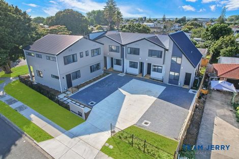 Photo of property in 3/32 Sunlands Drive, Manurewa, Auckland, 2102