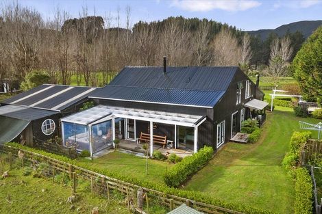 Photo of property in 111a Johnsons Road, Whitemans Valley, Upper Hutt, 5371