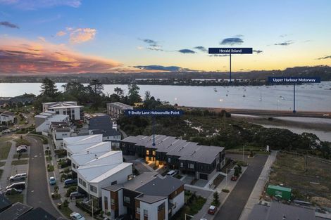 Photo of property in 9 Brolly Lane, Hobsonville, Auckland, 0616