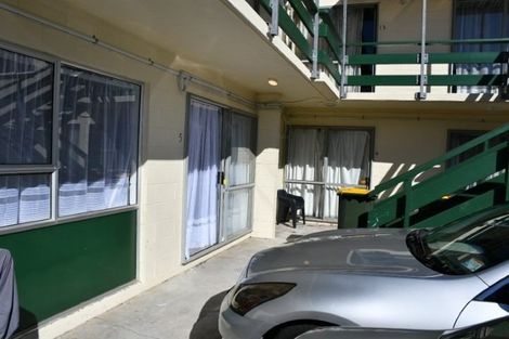 Photo of property in 5/897 Heaphy Terrace, Claudelands, Hamilton, 3214