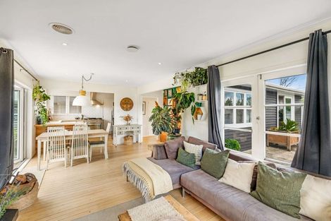 Photo of property in 120 Parkhurst Road, Parakai, 0830