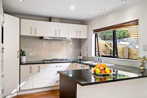 Photo of property in 60a Vincent Street, Howick, Auckland, 2014