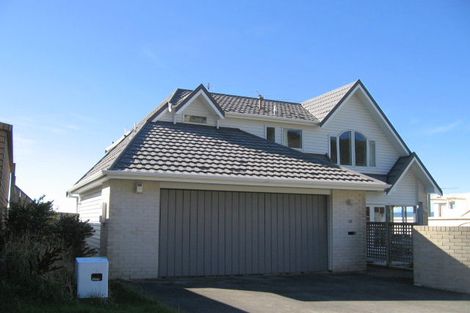 Photo of property in 26 Nalanda Crescent, Broadmeadows, Wellington, 6035