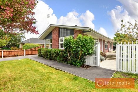 Photo of property in 43 West-watson Avenue, Hillmorton, Christchurch, 8025