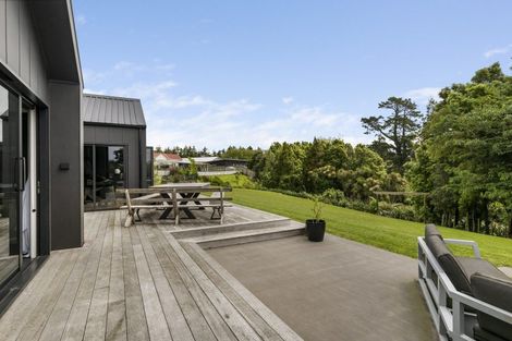Photo of property in 9b Cross Street, Lepperton, New Plymouth, 4373