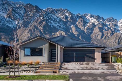 Photo of property in 13 Howden Drive, Jacks Point, 9371