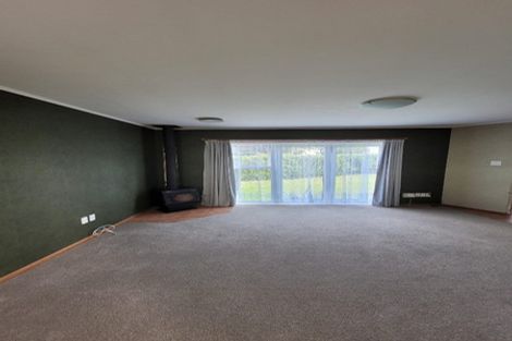 Photo of property in 79 Lauderdale Road, Birkdale, Auckland, 0626