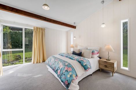 Photo of property in 13 Tyrian Close, Half Moon Bay, Auckland, 2012